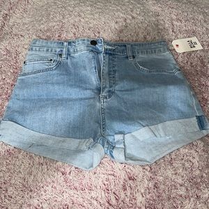 Billabong shorts size 14